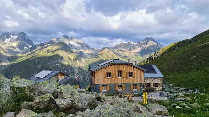 Rüsselsheimer Hütte | © Ronny Petzold (komoot)