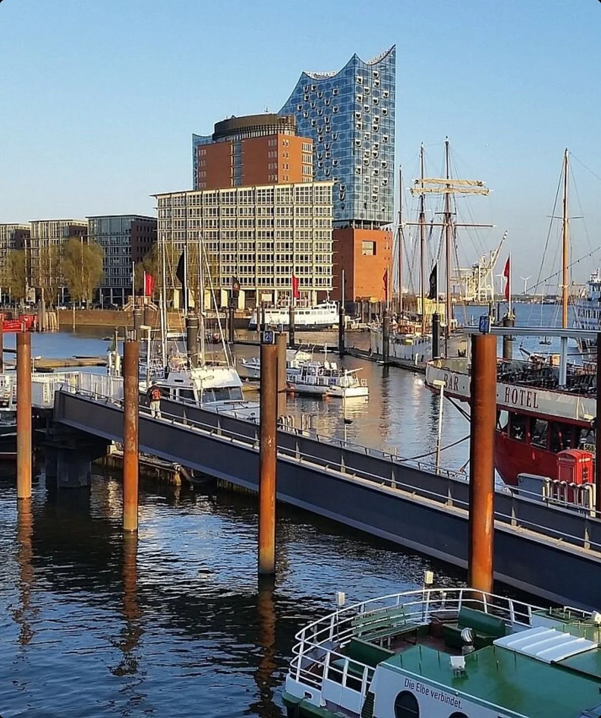 Hamburg und Elbphilharmonie | © Pixabay
