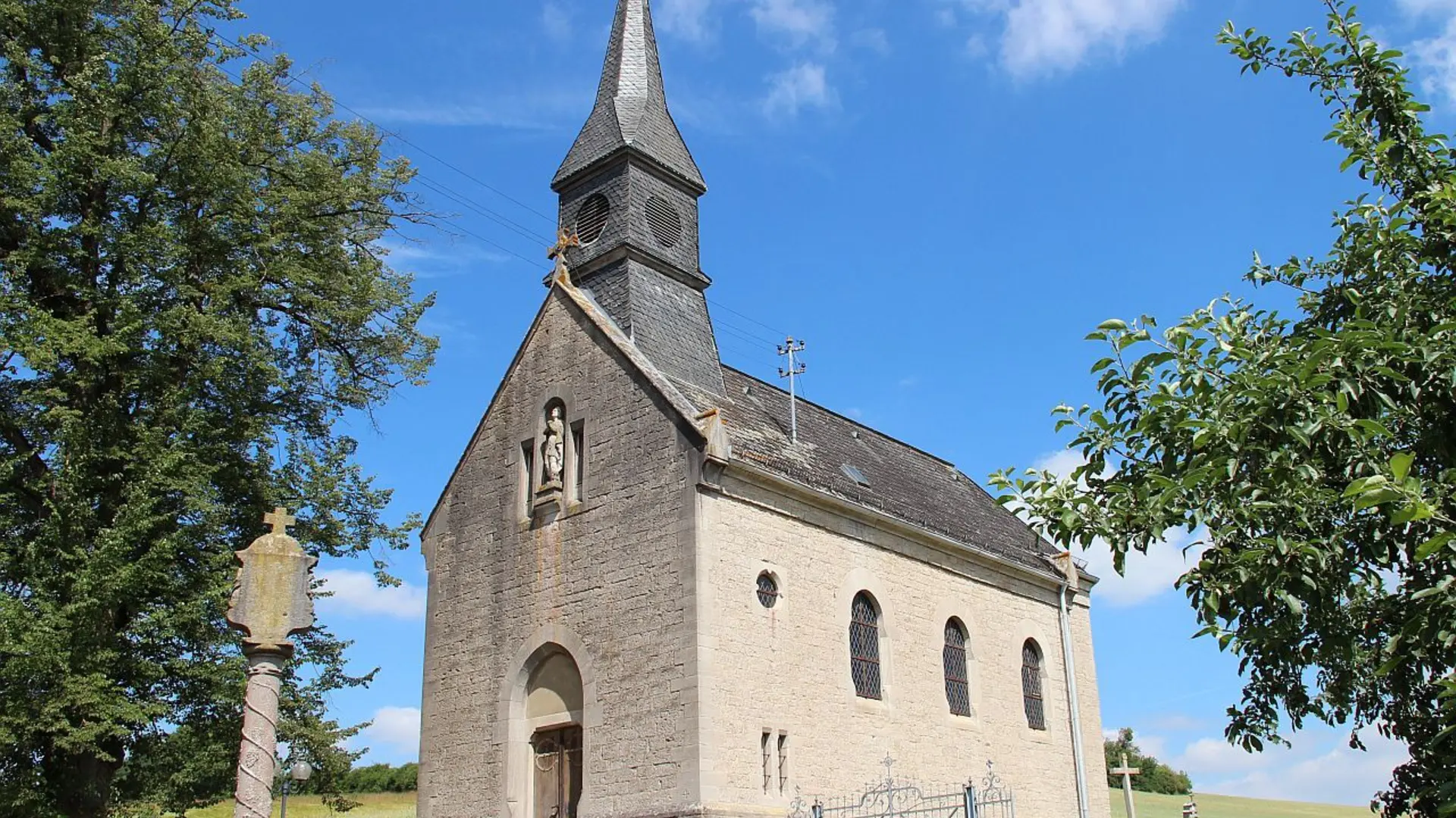 Historische Marienkapelle | © https://www.gruensfeld.de/freizeit-kultur/sehenswuerdigkeiten/hof-uhlberg