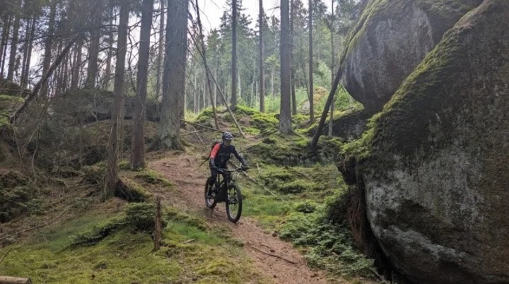 Trail unterhalb der Luisenburg | © Karlheinz Hahner / DAV Bad Kissingen